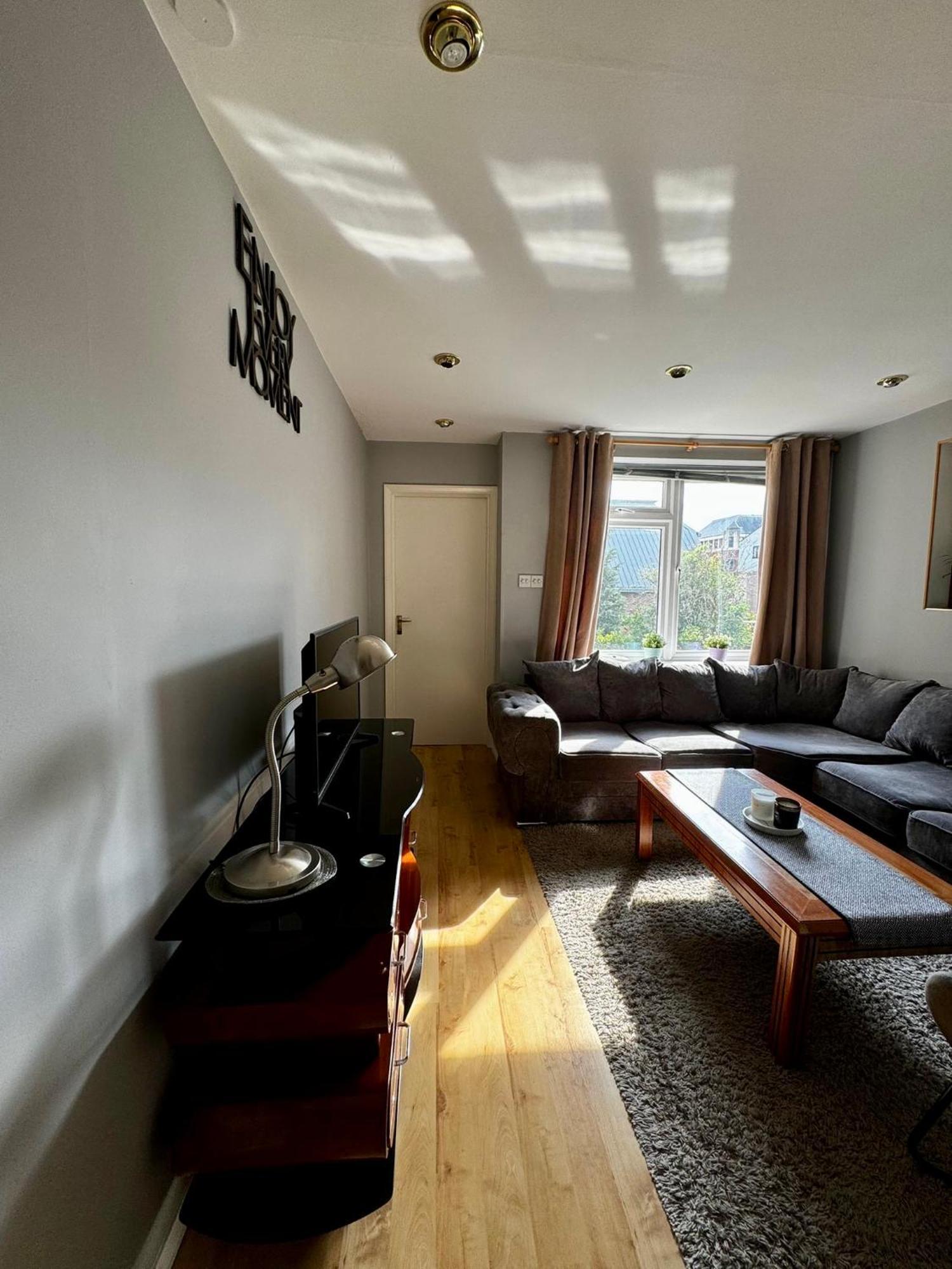 Amazing En-Suite Apartment In Finchley Central London Exterior photo