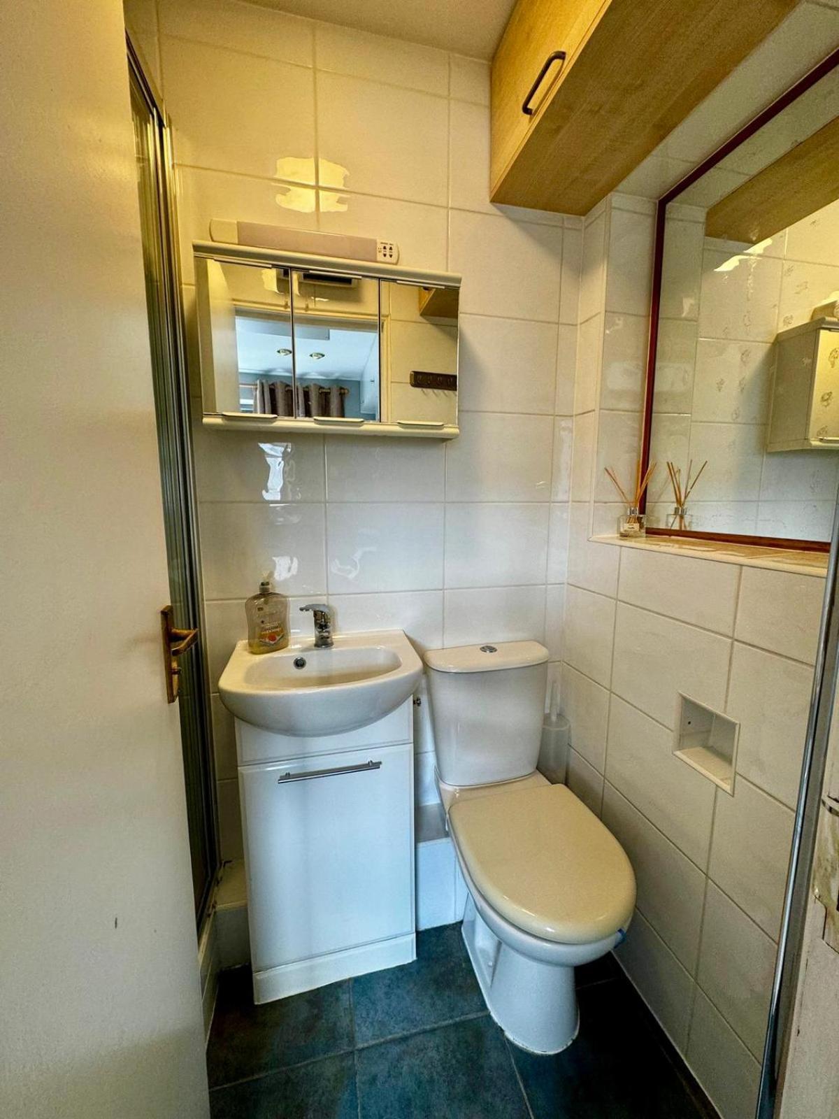 Amazing En-Suite Apartment In Finchley Central London Exterior photo