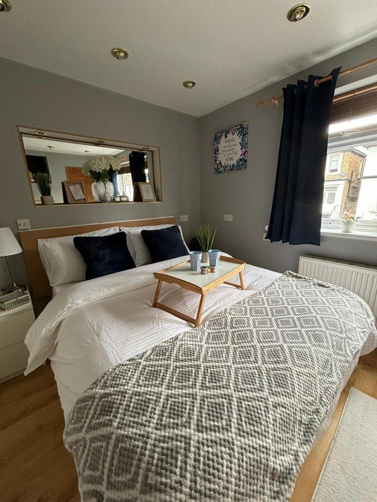 Amazing En-Suite Apartment In Finchley Central London Exterior photo